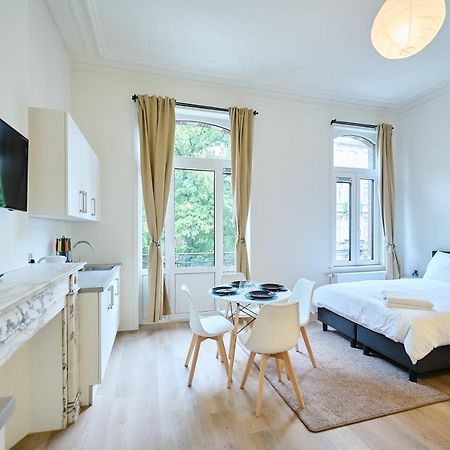 Living Home Bruxelles Extérieur photo